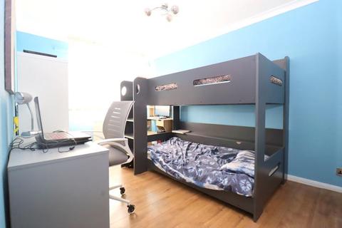 62 Axe Close, Luton, LU3 3LT