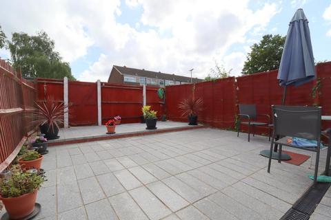 62 Axe Close, Luton, LU3 3LT