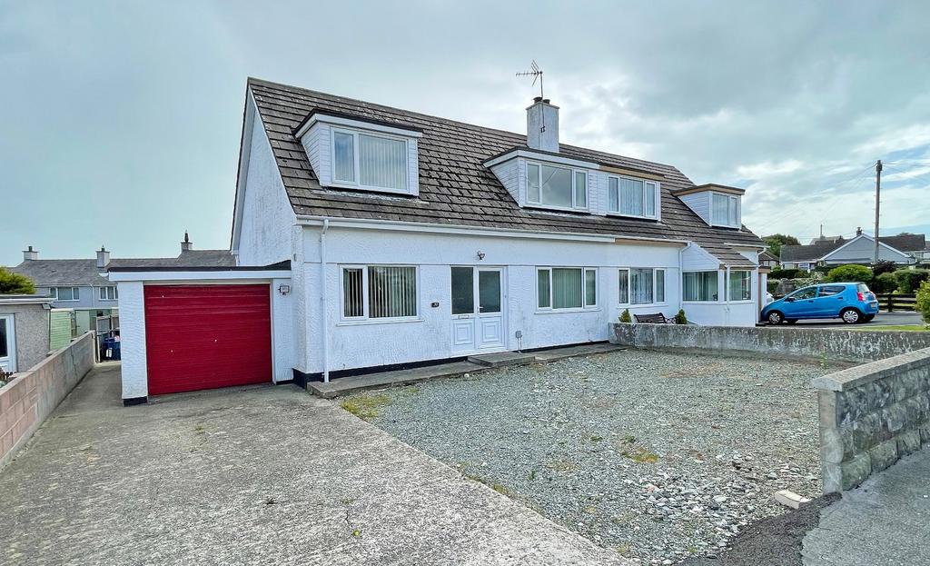 Penbodeistedd, Llanfechell, Amlwch, Isle of Anglesey, LL68 3 bed semi
