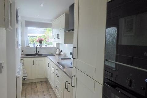 1 Crest View, Brighouse, HD6 2QH