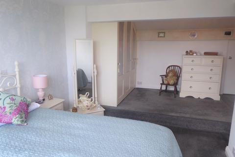 1 Crest View, Brighouse, HD6 2QH