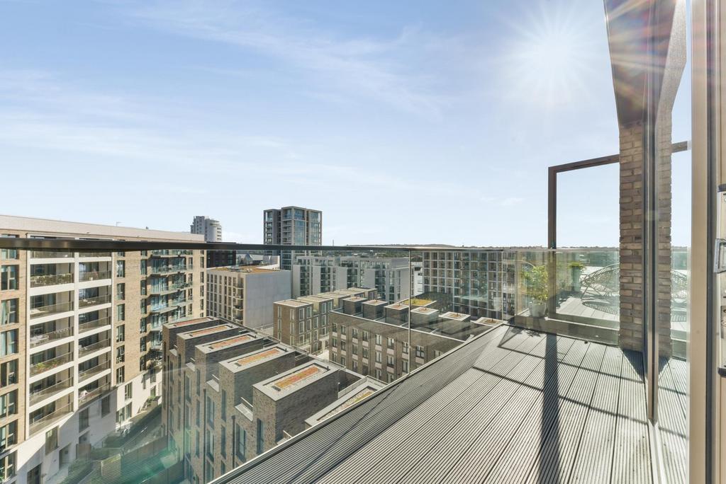 Windlass House, Royal Wharf, London, E16 2 bed apartment £2,578 pcm