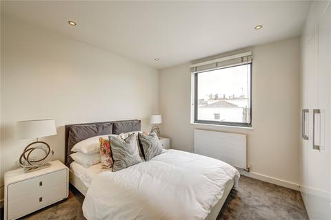 2 bedroom flat to rent - Fulham Road, London