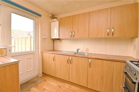 27 Heathfield, Basingstoke, RG22 4PA