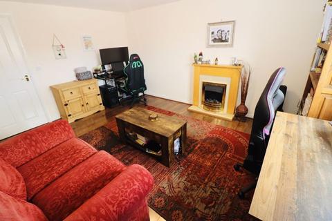 125 Bristol South End, Bristol, BS3 5BL