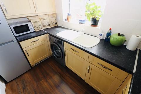 125 Bristol South End, Bristol, BS3 5BL
