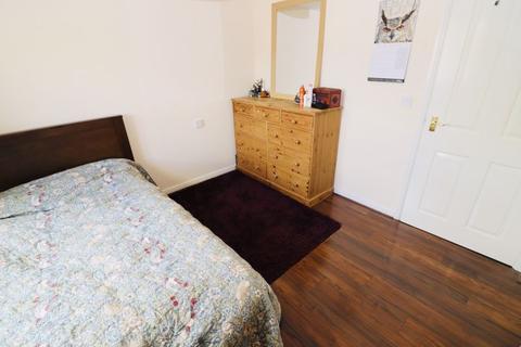 125 Bristol South End, Bristol, BS3 5BL