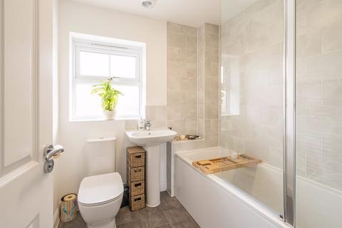 28 Dudcote Field, Didcot, OX11 6JN