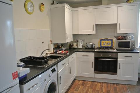 14 Bridge Close, Church Fenton, Tadcaster, LS24 9GZ