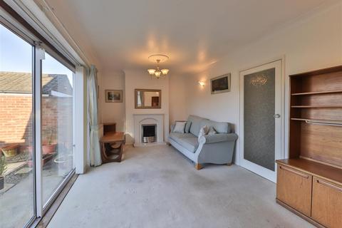 26 Crossways, York, YO10 5JQ