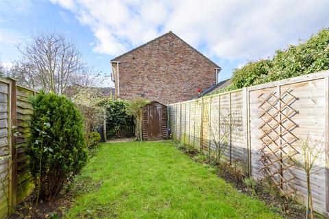 9 Walton Chase, Thorp Arch, Wetherby, LS23 7RA