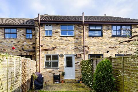 9 Walton Chase, Thorp Arch, Wetherby, LS23 7RA