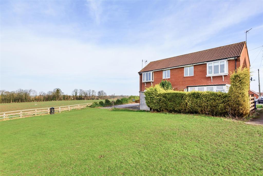 Kelcbar Close, Tadcaster, North Yorkshire 1 bed house £95,000