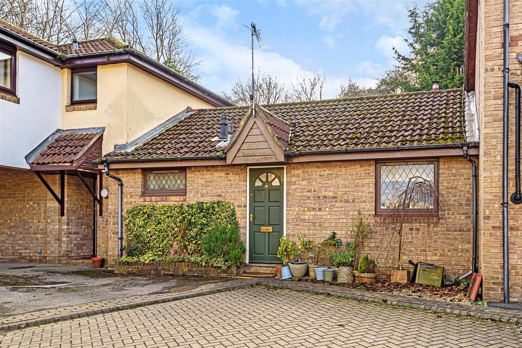 Kings Meadow Mews, Wetherby, West... 1 bed terraced bungalow £185,000