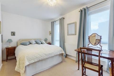 3 bedroom end of terrace house for sale - Bayldon Square, York, North Yorkshire