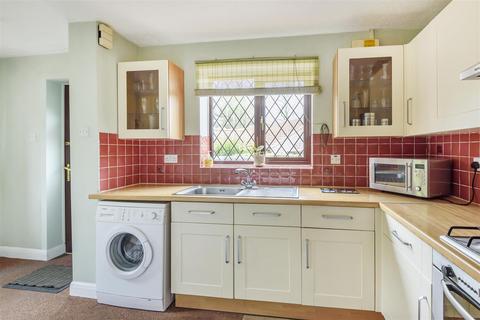 9 Cedar Drive, Tadcaster, LS24 9TJ