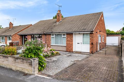 17 Lacey Grove, Wetherby, LS22 6RL