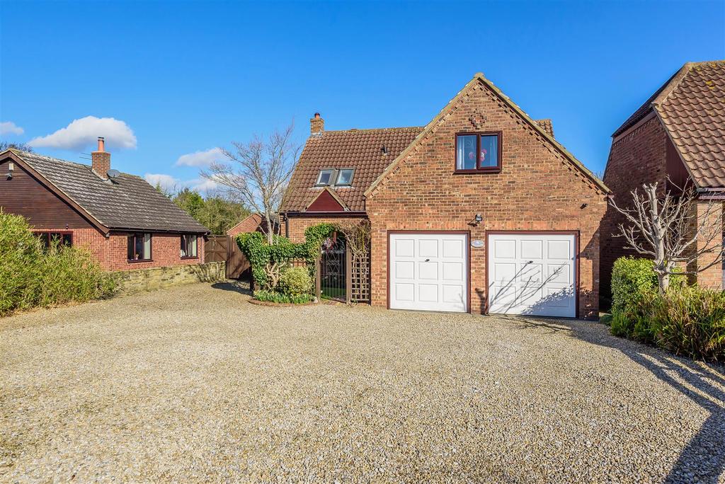 Woodsong, Moor Monkton, York, North... 5 bed detached house £495,000