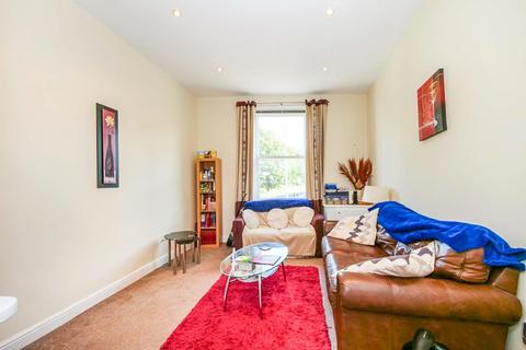 2 bedroom flat for sale - B Fishergate, York