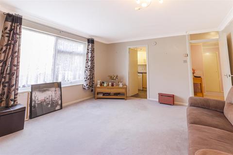 2 bedroom apartment for sale - Chapel End, Hoddesdon