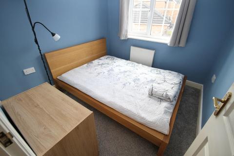 3 Hazelton Close, Shipley, BD18 1QJ