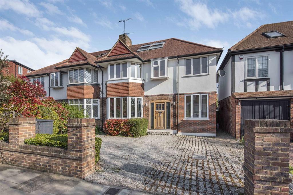 Wellesley Road, Twickenham 5 bed semi-detached house - £1,625,000