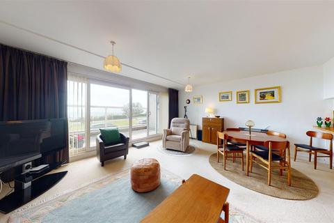 2 bedroom flat for sale - The Leas, Folkestone