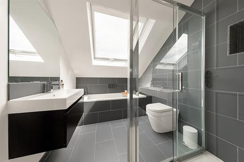 9 Pilsdon Close, London, SW19 6DR