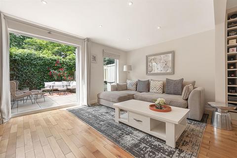 9 Pilsdon Close, London, SW19 6DR