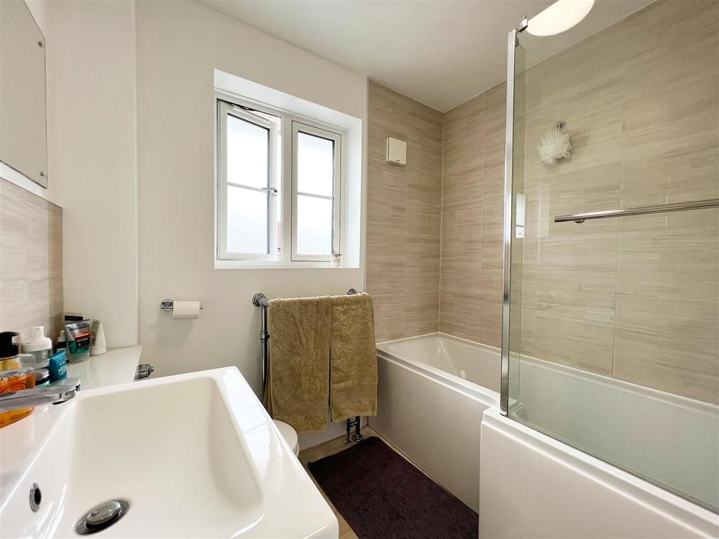Cherry Blossom - bathroom