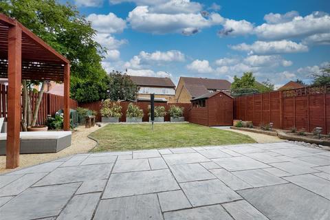 15 Cherry Blossom Close, Ipswich, IP8 3ST
