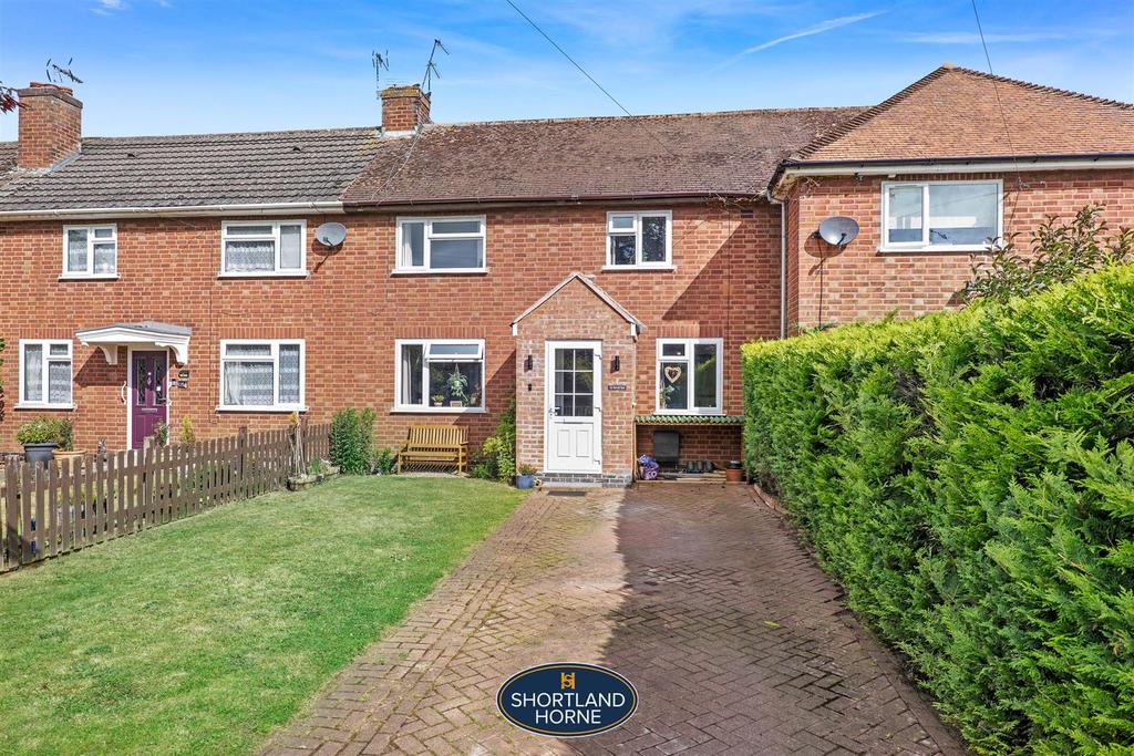 Warwick Road, Wolston, Coventry, CV8 3GZ 3 bed terraced house £290,000