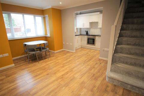 4, The Courtyard Cunliffe Road, Epsom, KT19 0RN