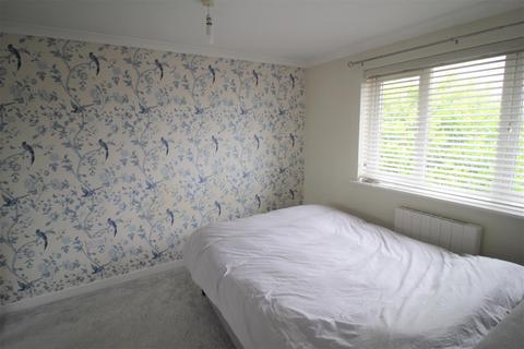 4, The Courtyard Cunliffe Road, Epsom, KT19 0RN