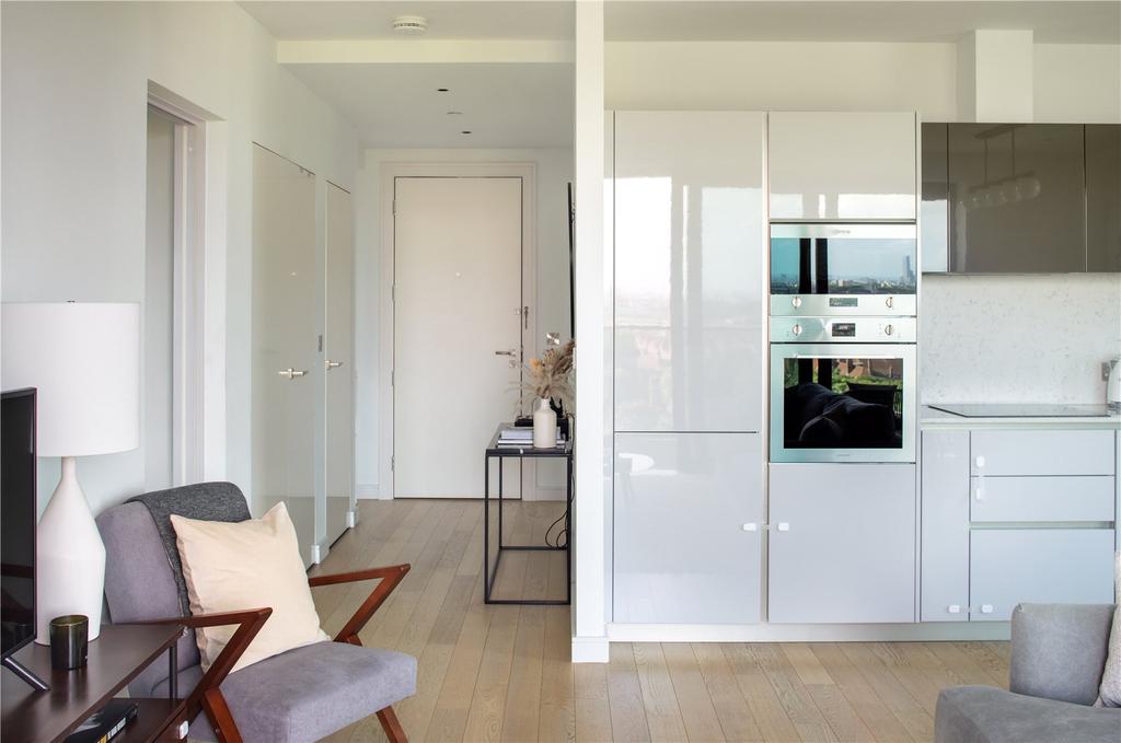 Living Room/Kitchen