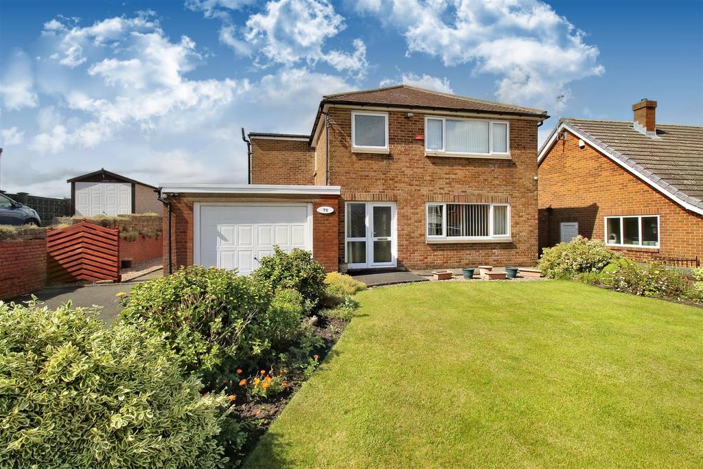 Kaye Lane, Almondbury, Huddersfield, HD5 8XU 3 bed detached house for