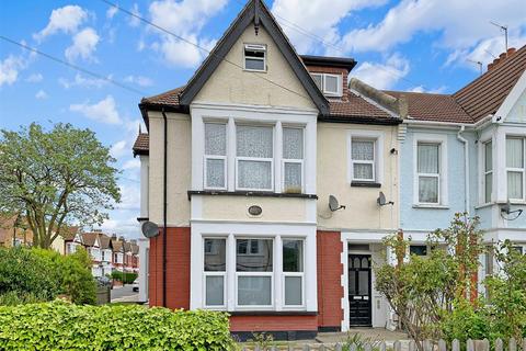 1 bedroom apartment for sale - Finchley Road, Westcliff On Sea