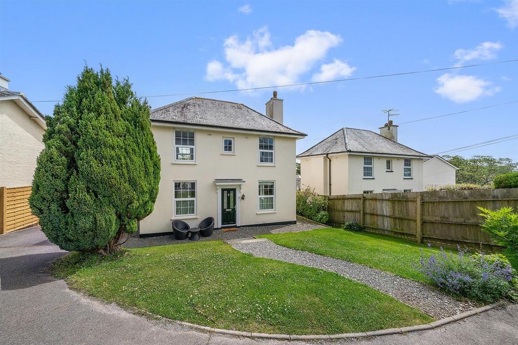 The Precinct, Fore Street, Kingsbridge 3 bed detached house for sale