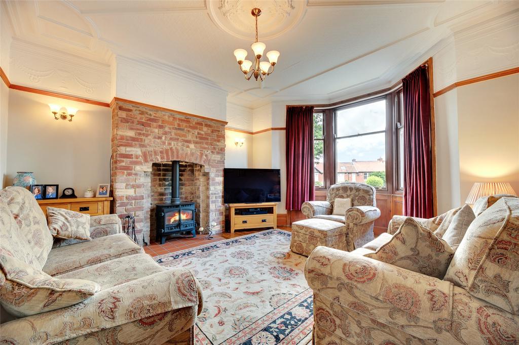 Kells Lane, Low Fell, Gateshead, NE9 4 bed terraced house £385,000