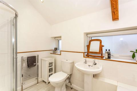 5b West End Avenue, Harrogate, HG2 9BX