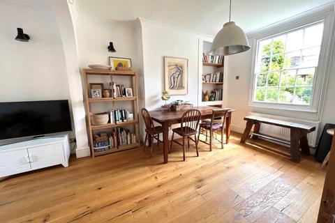 3 bedroom cottage for sale - The Green, Hardingstone, Northampton, NN4