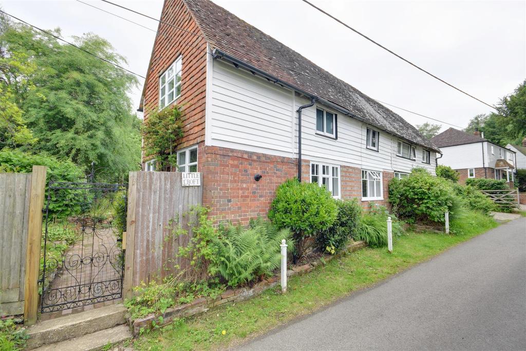 Mill Corner, Northiam 2 bed semidetached house £385,000