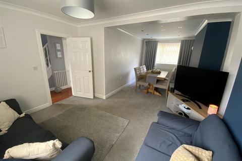 21 Brynhyfryd, Burry Port, SA16 0PR