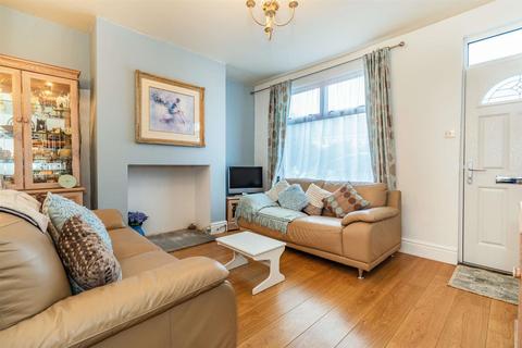 10 Alexandra Grove, Knaresborough, HG5 0PH