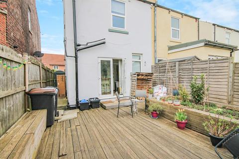 8 Alexandra Grove, Knaresborough, HG5 0PH