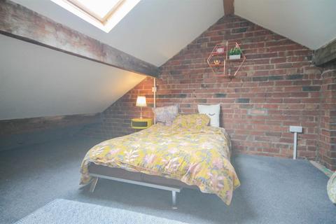 8 Alexandra Grove, Knaresborough, HG5 0PH