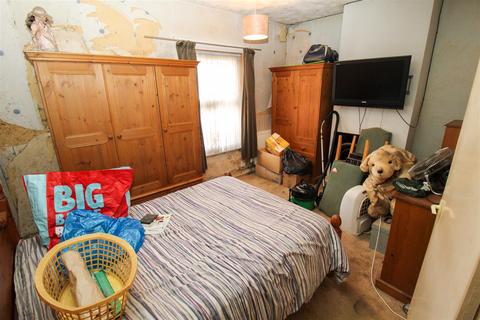 52 Stanhope Road, Northampton, NN2 6JX