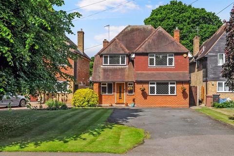 65 Hutton Village, Hutton, Brentwood, CM13 1RX
