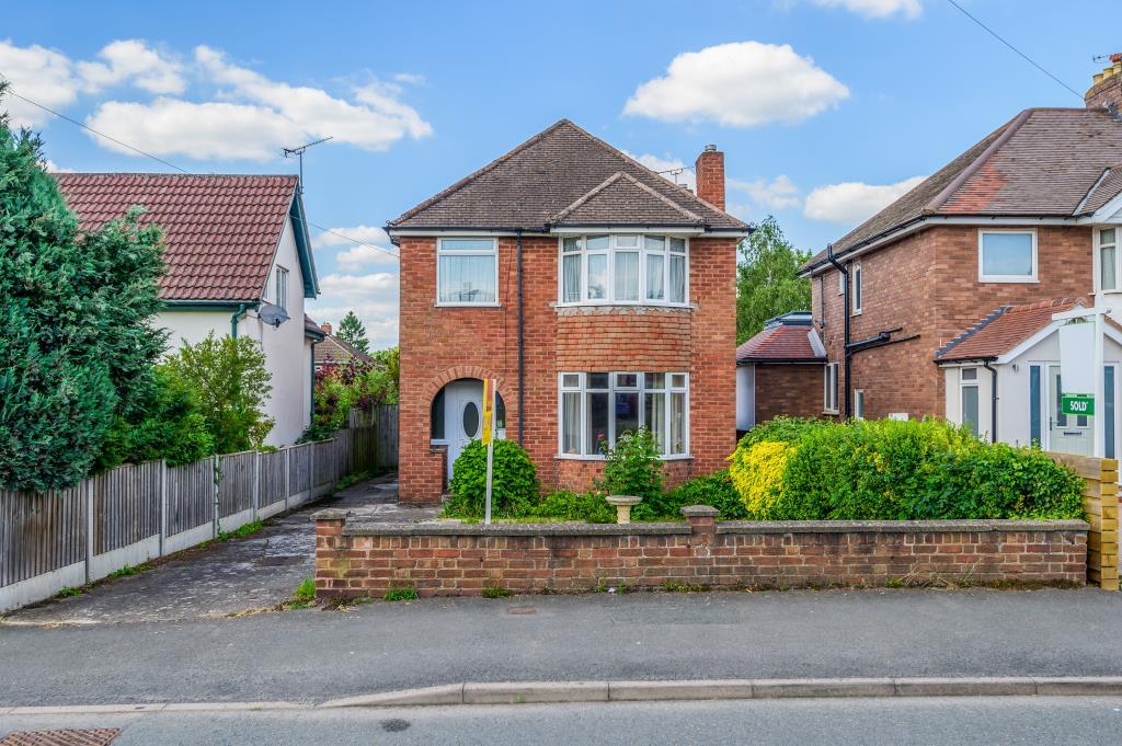 Ledbury Road, Hereford, HR1 3 bed detached house for sale £350,000