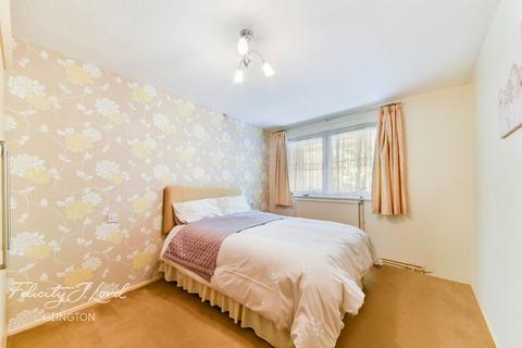 151 Wynford Road, London, N1 9TZ
